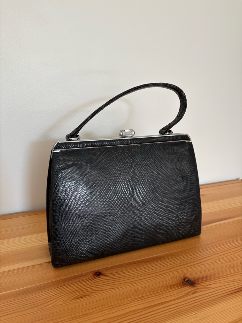 Vintage Black Snakeskin Purse Handbag -Single Handle - Metal Push Clasp